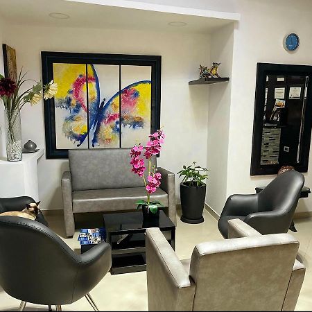 Hotel Madrid Deluxe Neiva Exteriör bild